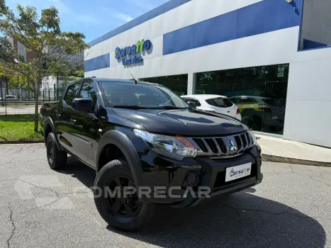 Mitsubishi L200 TRITON 2.4 16V Turbo Outdoor GLS CD 4X4 4 portas