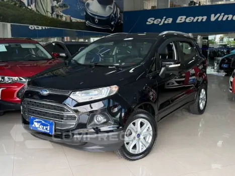 FORD EcoSport TITANIUM 2.0 16V Flex 5p Aut. 4 portas
