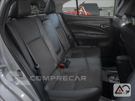 YARIS 1.5 16V Sedan XS Connect