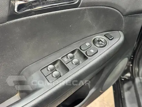 I30 - 2.0 MPI 16V 4P MANUAL