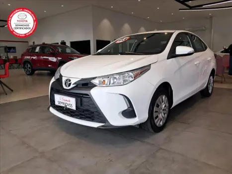 Toyota YARIS 1.5 16V FLEX SEDAN XL LIVE MULTIDRIVE 4 portas