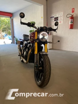 Speed Triple