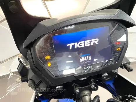 TRIUMPH TIGER 800 XRX