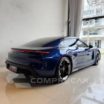 TAYCAN Turbo S