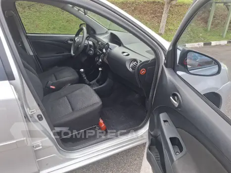 ETIOS 1.5 XS 16V FLEX 4P MANUAL