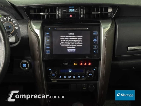 HILUX SW4 2.7 SRV 7 LUGARES 4X2 16V FLEX 4P AUTOM