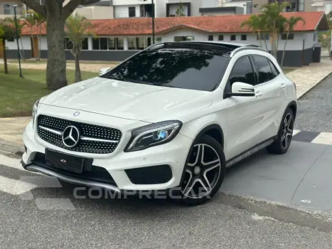 Mercedes-Benz GLA 250 2.0 16V TURBO GASOLINA SPORT 4P AUTOMÁTICO 4 portas