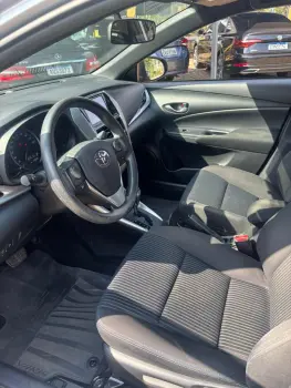 YARIS HATCH XL 1.5 AUTOMATICO