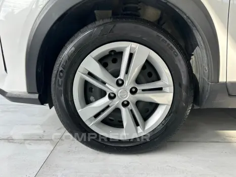 KICKS Active 1.6 16V Flex Aut.
