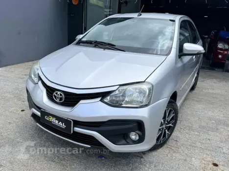 Toyota ETIOS 1.5 Platinum Sedan 16V 4 portas