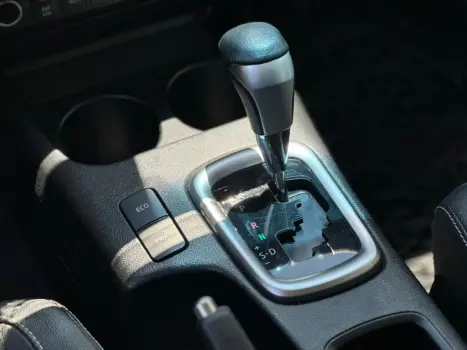 HILUX 2.8 D-4D TURBO DIESEL CD SRX PLUS 4X4 AUTOMÁTICO