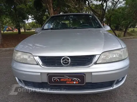 VECTRA SEDAN - 2.2 MPFI CD 16V 4P AUTOMÁTICO