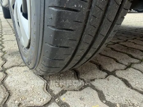 ETIOS HATCH - 1.3 X 16V 4P MANUAL