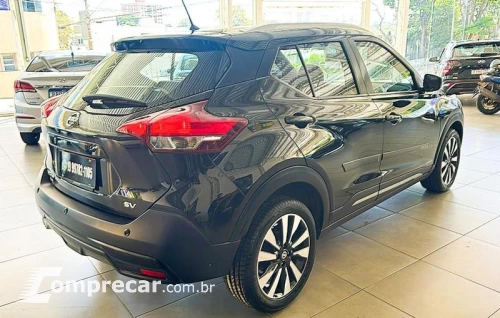 KICKS SV CVT
