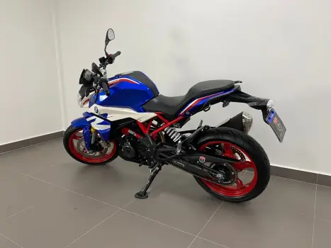 BMW G 310 R