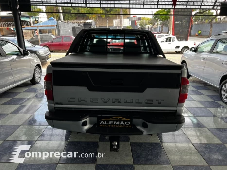 S10 2.4 MPFI Executive 4X2 CD 8V