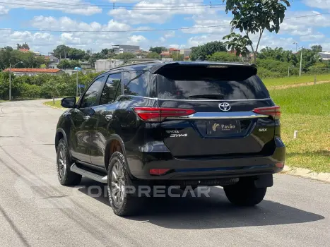 HILUX SW4 2.8 D-4d Turbo Diamond 7L 4X4