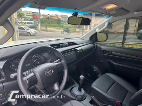 HILUX 2.4 4X4 CS 8V