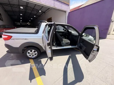 Strada Freedom 1.4 Flex 8V CD