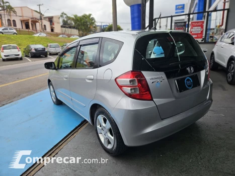 Fit LX 1.4/ 1.4 Flex 8V/16V 5p Mec.