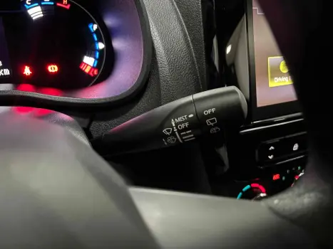 KWID 1.0 12V SCE FLEX OUTSIDER MANUAL