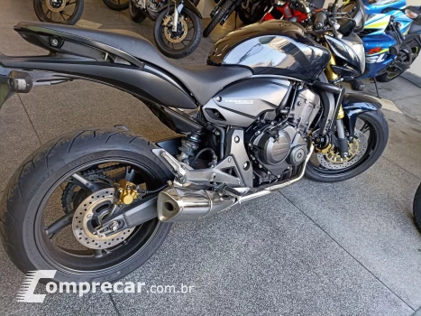 CB 600F HORNET