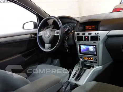 VECTRA SEDAN - 2.0 MPFI ELEGANCE 8V 140CV 4P AUTOMÁTICO