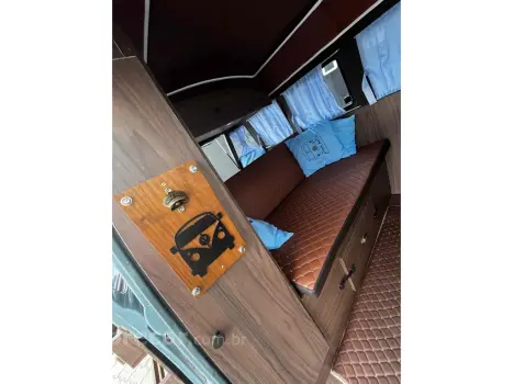 KOMBI 1.6 LUXO 8V GASOLINA 3P MANUAL