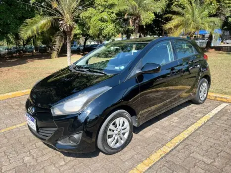 Hyundai HB20 - 1.6 COMFORT PLUS 16V 4P AUTOMÁTICO 4 portas