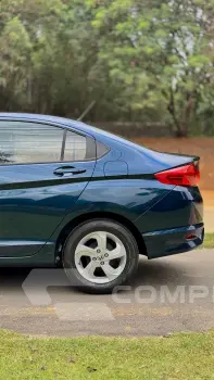 CITY 1.5 DX Sedan 16V