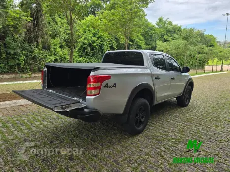 L200 TRITON 2.4 16V TURBO DIESEL OUTDOOR GLS CD 4