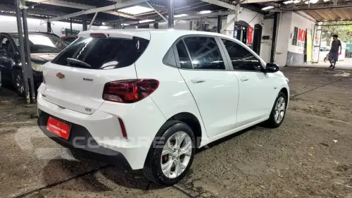 ONIX 1.0 TURBO LTZ