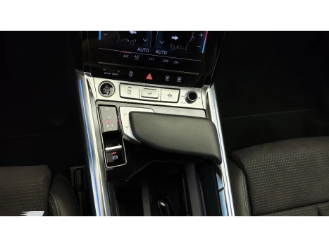 Audi Q8 E-TRON 55 ELÉTRICO SPORTBACK PERFORMANCE BLACK QUATTRO 4 portas