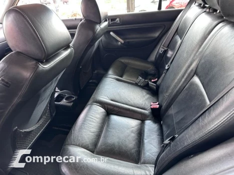 GOLF - 1.6 MI 8V 4P MANUAL