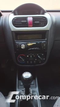 CORSA 1.4 MPFI Premium Sedan 8V