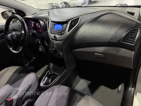 HB20S 1.6 COMFORT PLUS 16V FLEX 4P AUTOMÁTICO