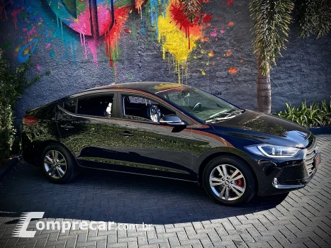 Hyundai ELANTRA 2.0 16V 4 portas