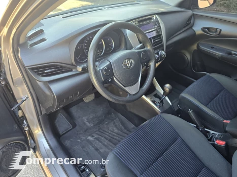 YARIS 1.5 16V Sedan XL Live