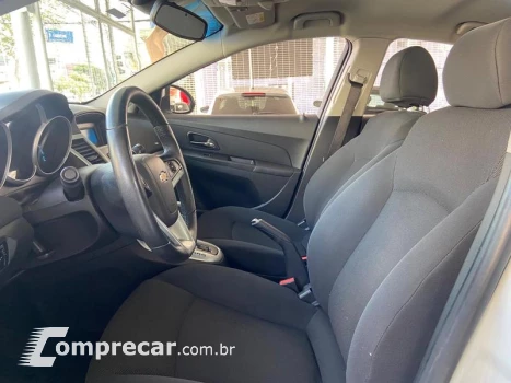 CRUZE SEDAN LT