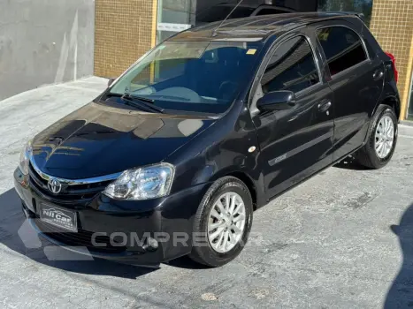 Toyota ETIOS XLS 1.5 Flex 16V 5p Mec. 4 portas