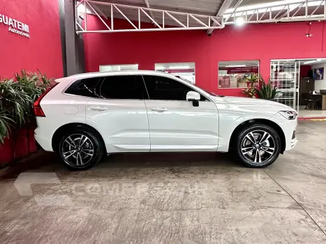 XC60 2.0 D5 DIESEL MOMENTUM AWD GEARTRONIC
