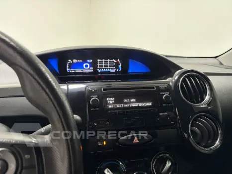 ETIOS 1.5 X PLUS SEDAN 16V FLEX 4P AUTOMÁTICO