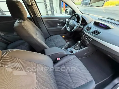 FLUENCE Sed. Dynamique 2.0 16V FLEX Mec.
