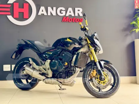CB 600F HORNET
