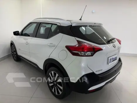 KICKS SV CVT
