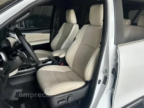 HILUX SW4 DIAMOND 2.8 TB 4X4 DIE. AUT.