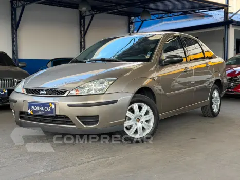 FORD Focus Sedan 1.6/1.6 Flex 8V/16V 4p Mec. 4 portas