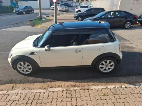 Cooper 1.6 16V Gasolina 2P Manual