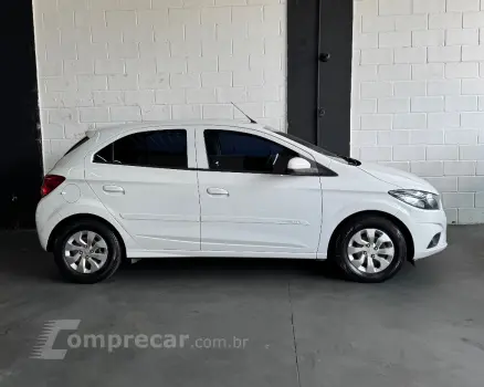 ONIX HATCH LT 1.0 8V FlexPower 5p Mec.