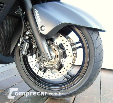 SUZUKI BURGMAN 650 EXECUTIVE